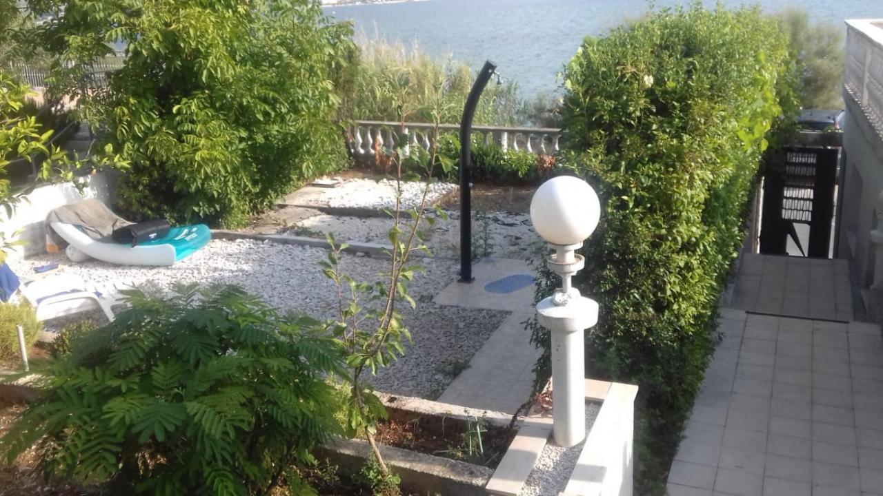 Villa Fjaba - By The Sea - With The Big Terraces & Great Sea View Трогір Екстер'єр фото