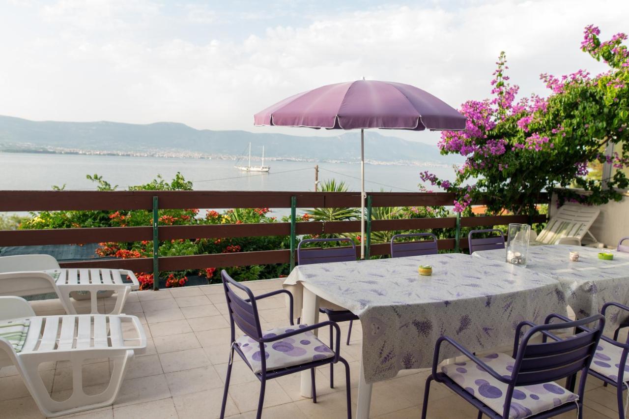 Villa Fjaba - By The Sea - With The Big Terraces & Great Sea View Трогір Екстер'єр фото