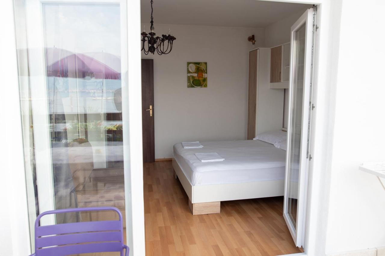 Villa Fjaba - By The Sea - With The Big Terraces & Great Sea View Трогір Екстер'єр фото