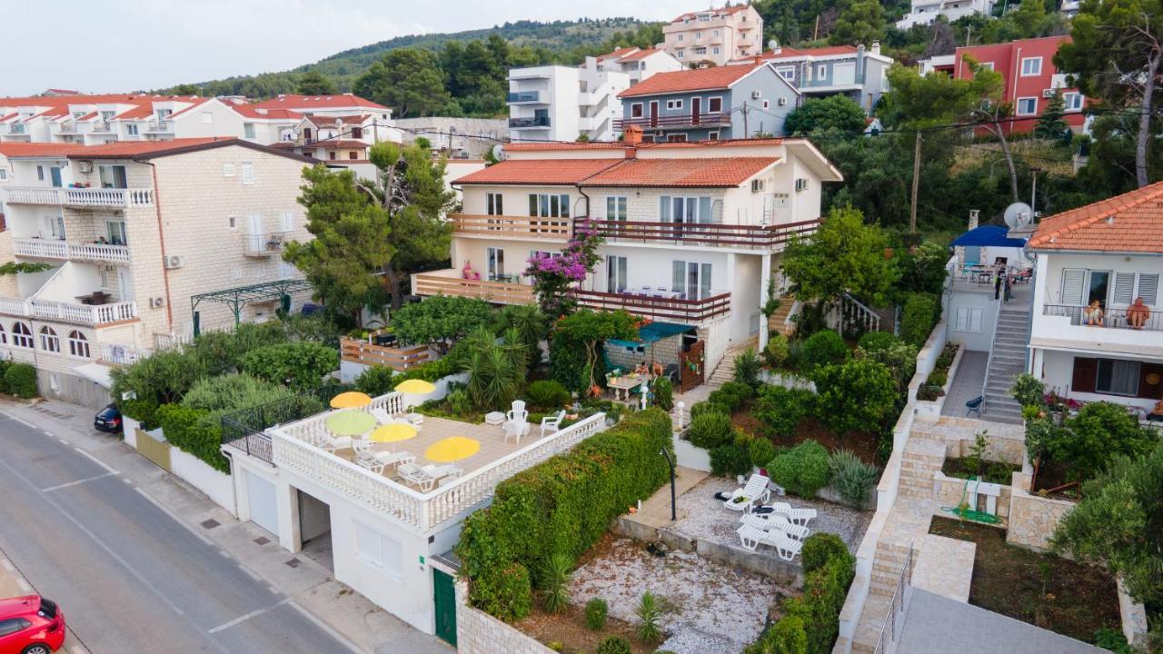 Villa Fjaba - By The Sea - With The Big Terraces & Great Sea View Трогір Екстер'єр фото