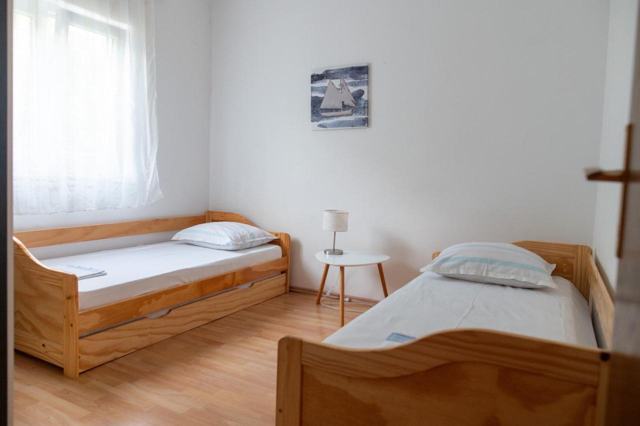 Villa Fjaba - By The Sea - With The Big Terraces & Great Sea View Трогір Екстер'єр фото