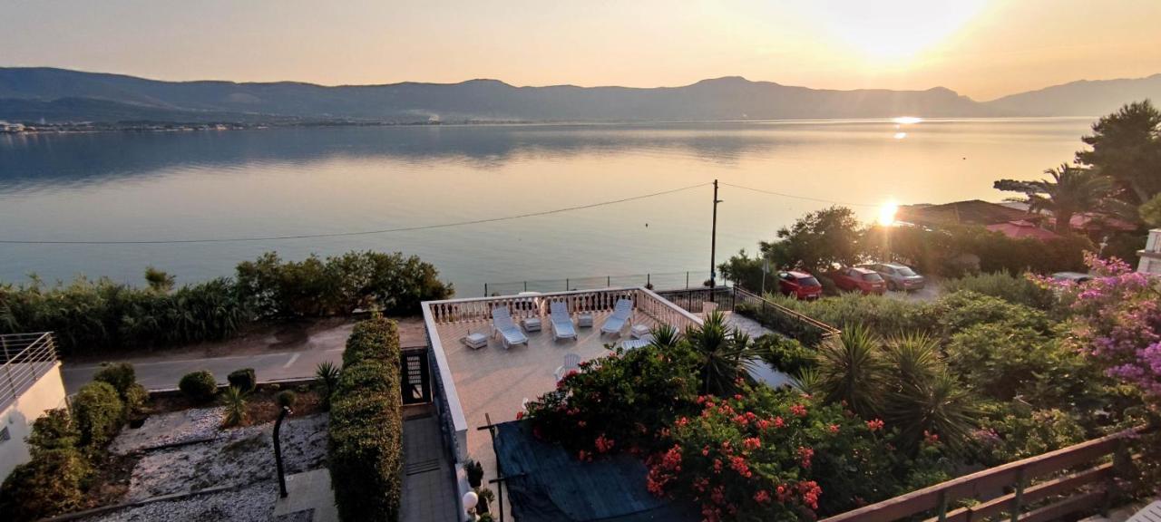 Villa Fjaba - By The Sea - With The Big Terraces & Great Sea View Трогір Екстер'єр фото