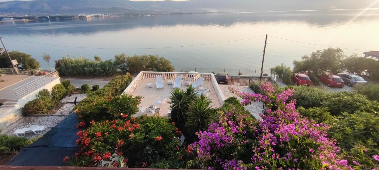 Villa Fjaba - By The Sea - With The Big Terraces & Great Sea View Трогір Екстер'єр фото